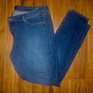 Torrid High Wasted Jeans